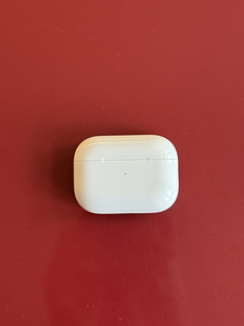 Apple AirPod Pro 2nd Gen Laadimiskarp + Lightning kaabel (2 foto / 5)