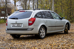 Renault Laguna 1.8 88kW (3 foto / 6)