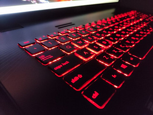 ASUS ROG GL752VW Gaming Laptop, Discrete GPU GeForce GTX 960 (7 foto / 9)
