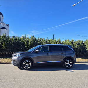 Peugeot 5008 (2 foto / 11)