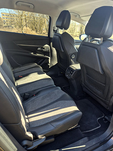 Peugeot 5008 (6 foto / 11)