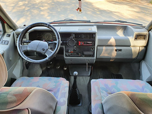 VOLKSWAGEN MULTIVAN 2.4D 57kW (9 foto / 14)