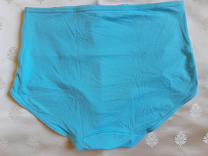 Uued 2 paari pesupükse s. XL (2 foto / 10)