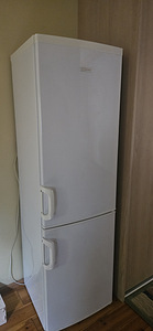 Холодильник Electrolux (3 фото из 6)