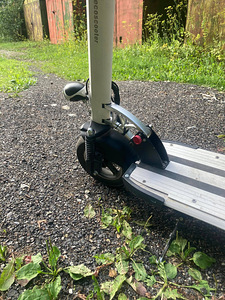 Elektriline tõukeratas Ecoscooter (2 foto / 8)