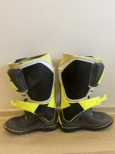 Motokrossi kaitsmed (9 foto / 10)
