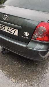 TOYOTA AVENSIS 2007 (4 foto / 15)
