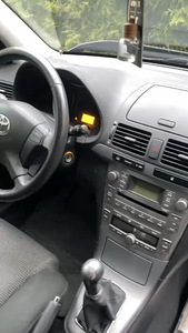 TOYOTA AVENSIS 2007 (6 foto / 15)