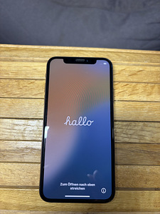 iPhone Xs 64Gb (1 фото из 3)
