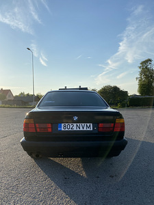 BMW e34 520i 110kw (6 foto / 10)
