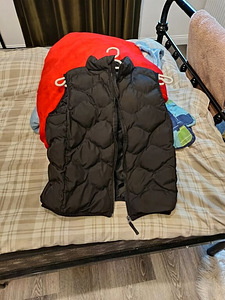 Vest (1 foto / 2)