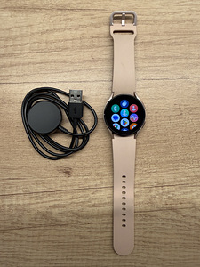 Samsung Galaxy Watch 4 (40мм) (1 фото из 1)