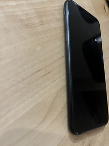 iPHONE SE 2020 64GB (6 foto / 7)
