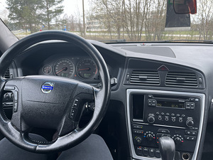 M/V Volvo V70 2.4 103kw | ATM 2005 (7 foto / 8)