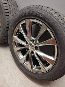 5×114.3R17 TOYOTA (2 foto / 4)