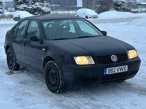 Фольксваген Бора (3 фото из 8)