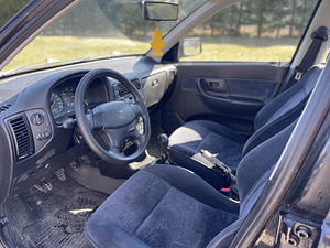 Seat Cordoba (4 foto / 7)