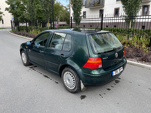 Volswagen Golf (3 foto / 10)
