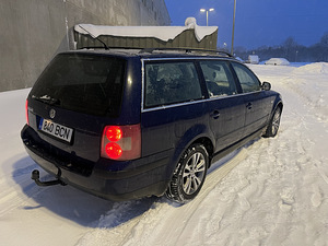 Volkswagen Passat (8 foto / 14)