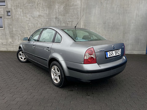 Volkswagen passat (4 foto / 7)