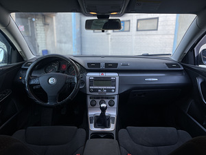Volswagen passat (6 foto / 6)