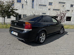 Opel Vectra (1 foto / 8)