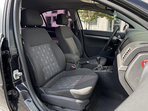 Opel Vectra (8 foto / 8)