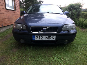 VOLVO S60 2.4 / Vahetus (2 foto / 13)
