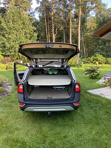 Volvo XC70 Momentum 2.4 D5 136kW (9 foto / 14)