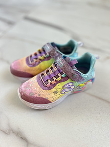 Кросовки Skechers (2 фото из 9)