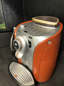 Кофемашина Saeco Odea giro go. (3 фото из 4)