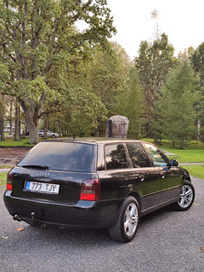 Audi A4 B5 1.8T 110kw+ Quattro (2 foto / 8)
