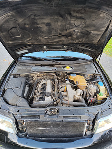 Audi A4 B5 1.8T 110kw+ Quattro (7 foto / 8)