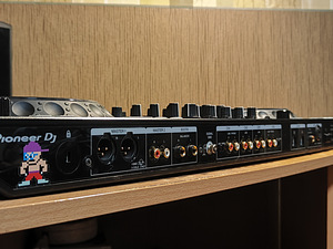 Продается Pioneer DDJ1000 (6 фото из 6)