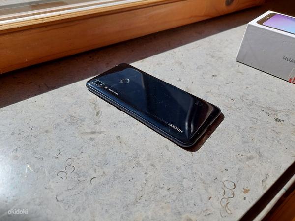 Телефон Huawei Y7 2019 (фото #2)