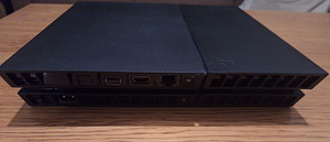Sony Playstation 4 1TB + 1 Mängupult | Originaalne (3 foto / 4)
