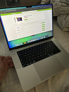 MacBook Pro 2023 ( m2 pro , 16/512 gb ) (цены от 2400 ) (1 foto / 4)
