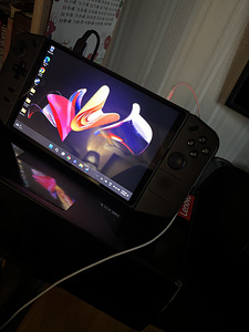 Lenovo legion go (5 foto / 5)