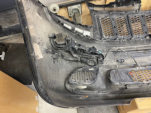 Jeep Grand Cherokee 2013-2016 SRT komplektne esistange (2 foto / 8)