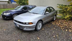 Mitsubishi Galant (2 foto / 9)