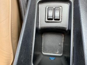 Mitsubishi Galant (8 foto / 9)