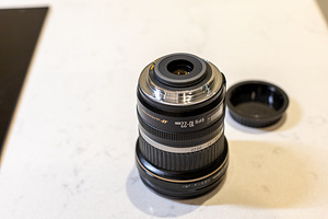 Canon EF-S 10-22mm f/3.5-4.5 USM objektiiv (3 foto / 3)