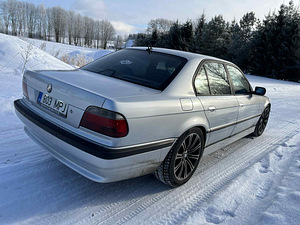 BMW E38 730d 2001г - Регистрационный сбор оплачен (3 фото из 11)