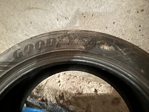 Goodyear 245/45/18 (2 фото из 5)