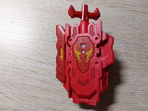 Beyblade takara tomy (4 foto / 4)