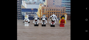 Lego ninjago minifigures (1 foto / 1)