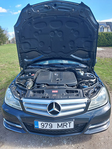 Mercedes-Benz C 180 2.1 88kW (9 foto / 14)