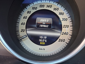 Mercedes-Benz C 180 2.1 88kW (10 foto / 14)