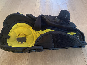Bauer supreme hokki polvekaitsemed (3 foto / 6)