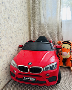 Elektriline auto BMW (puldiga) (1 foto / 2)